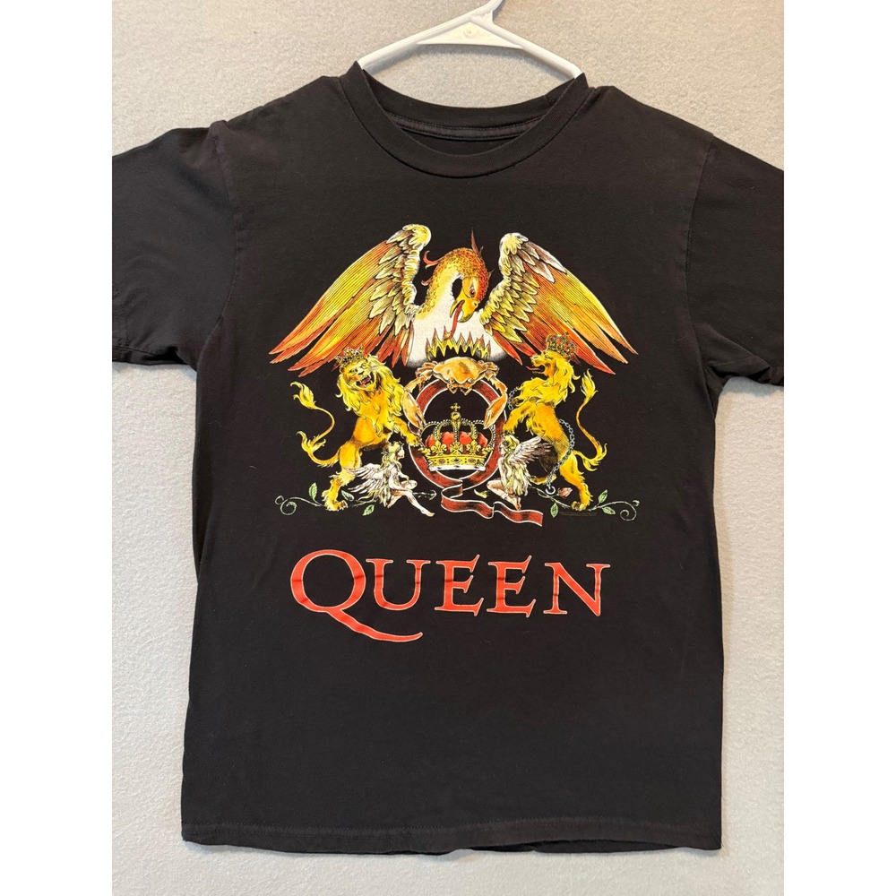 Queen Band T-Shirt Small Black Official Merch Classic Crest Graphic Tee Rock